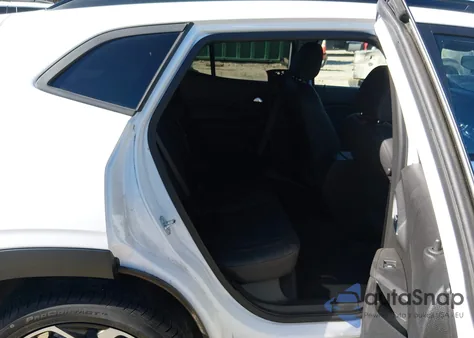 2024 Chevrolet Trax Fwd 2Rs z USA, uszkodzony, nr VIN KL77LJE2XRC056302